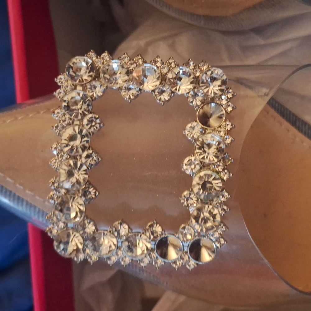 Shoedazzle Sael clear kitten heel pumps - Picture 6 of 6